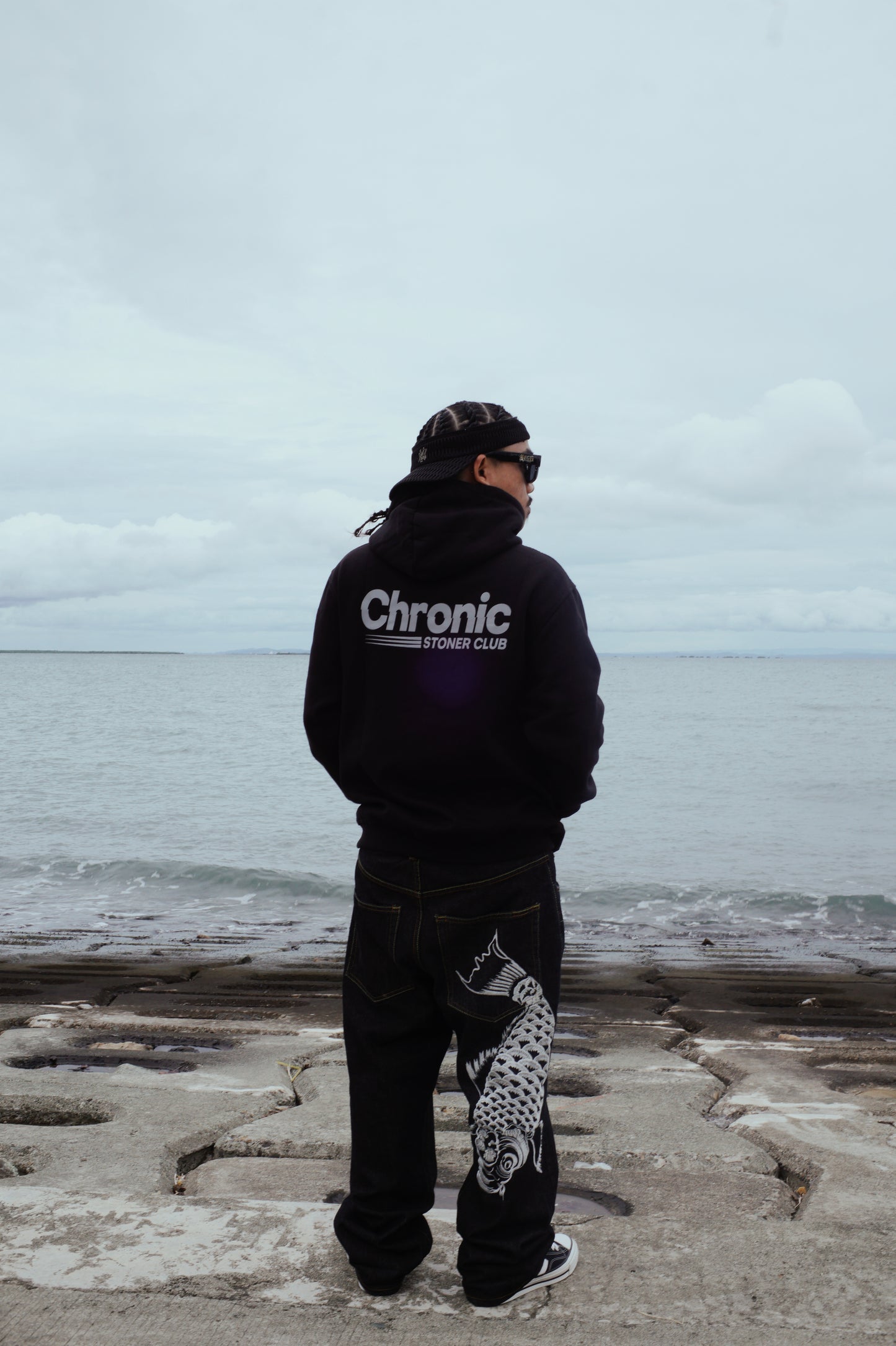 CHRONIC "VNTG" BLACK PULLOVER HOODIE