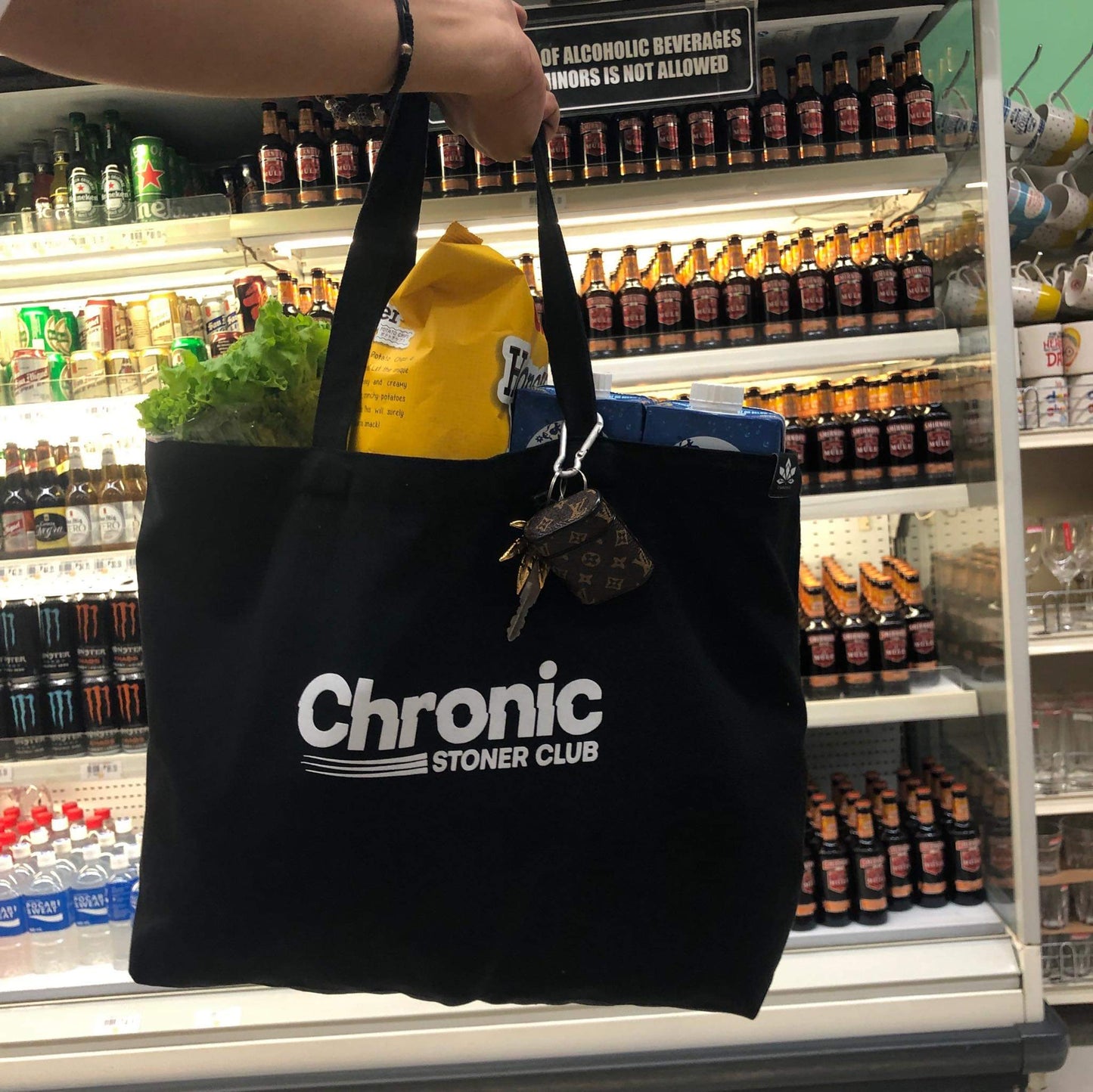 CHRONIC "TOTE BAG" IN BLACK